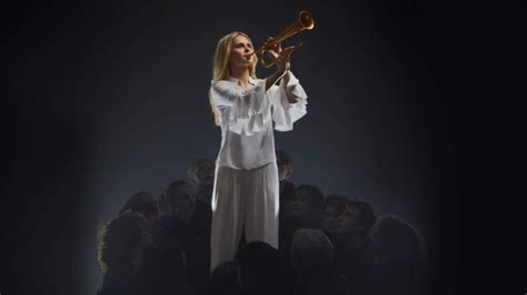  Hustle - En Funkbomb Med Sprudlande Melodier Och En Basslinje Som Skakar Hela Rummet